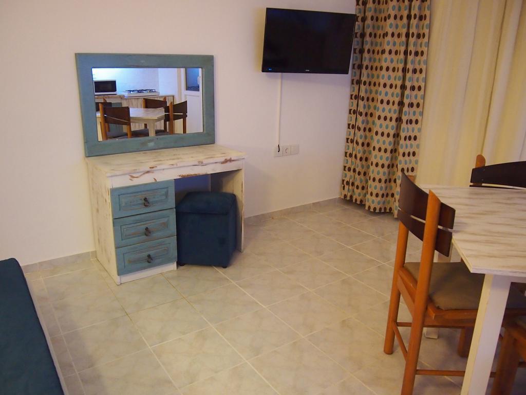 Ozcem Apart Aparthotel Fethiye Buitenkant foto