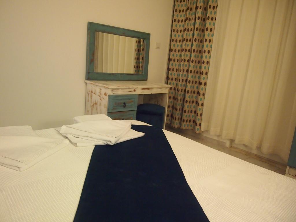 Ozcem Apart Aparthotel Fethiye Buitenkant foto