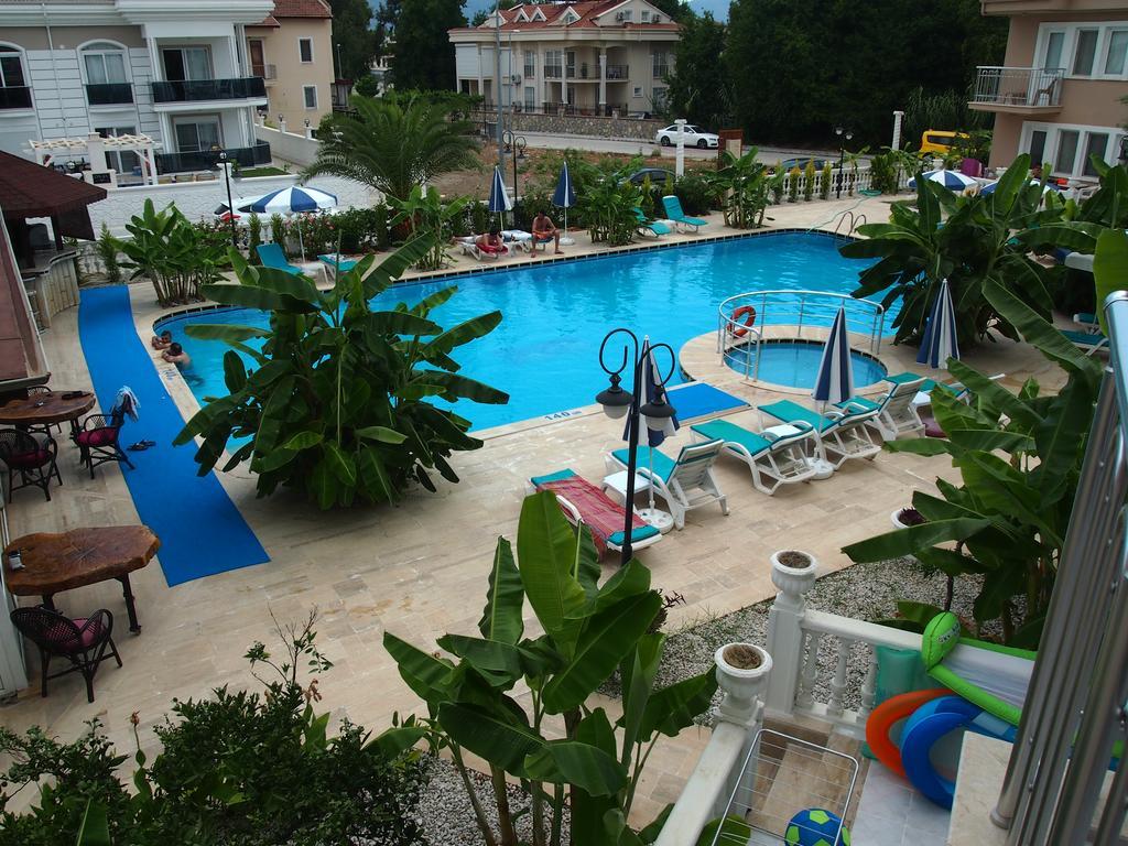 Ozcem Apart Aparthotel Fethiye Buitenkant foto